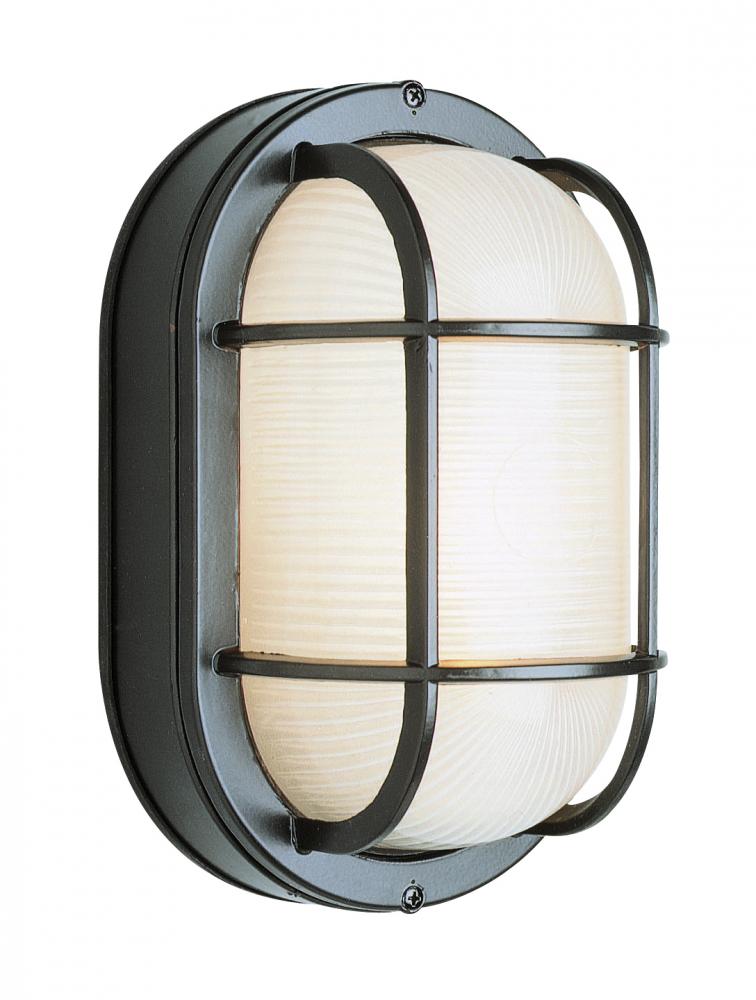 1 LIGHT LARGE OUTDOOR BULKHEAD